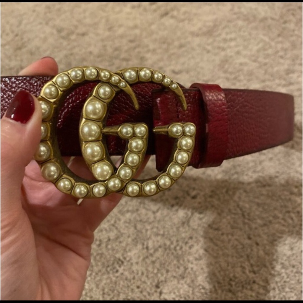 Authentic Red Leather GG Gucci Belt - Picture 2 of 5